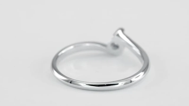 10K White Gold Solitaire Diamond Promise Ring (0.15 ct tw)
