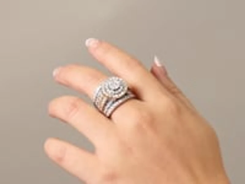 Diamond Dinner Ring in 10K White and Yellow Gold (3.00 ct tw)