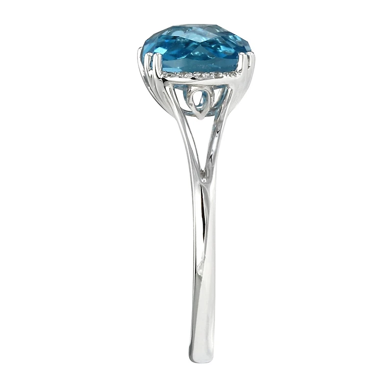 Rose Cut Blue Topaz and Diamond Ring 10K White Gold (0.04ct tw)