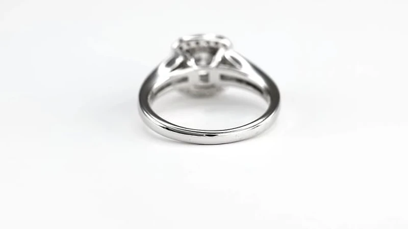 Canadian Diamond Halo Engagement Ring 14K White Gold (0.96ct tw)