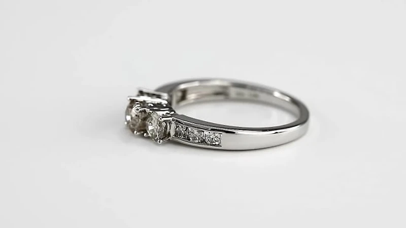 Three-Stone Diamond Engagement Ring 10K White Gold (0.95 ct tw)