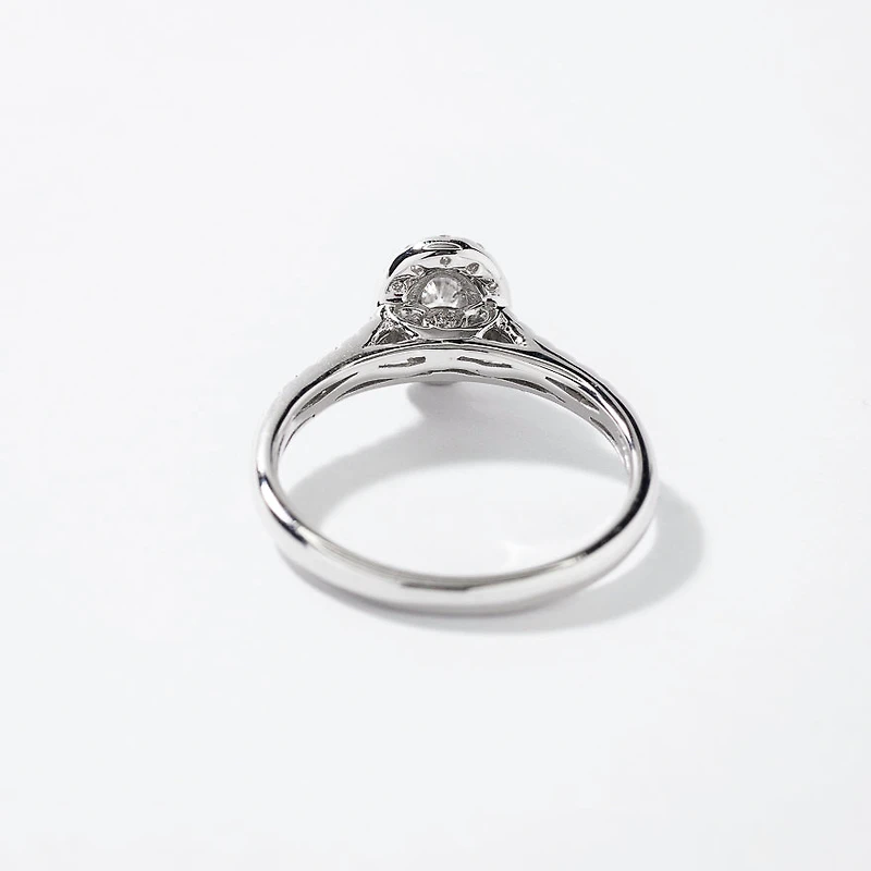 Oval Cut Diamond Engagement Ring 10K White Gold (0.50 ct tw)