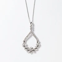 Diamond Cluster Necklace in 10K White Gold (1.00 ct tw)