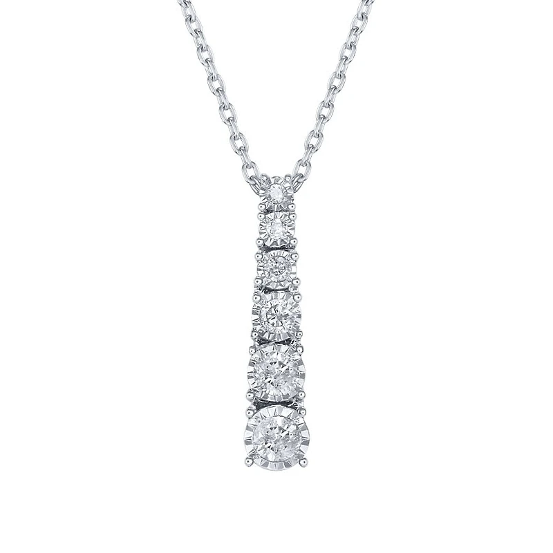 Diamond Drop Pendant in 10K White Gold (0.20 ct tw)