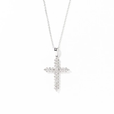 Diamond Cross Pendant Necklace in 10K White Gold (0.50 ct tw)
