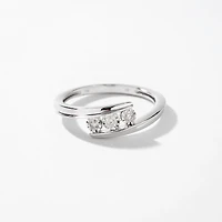 10K White Gold Three Stone Diamond Anniversary Band (0.10 ct tw)