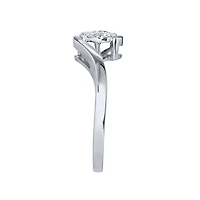Petite Diamond Cluster Ring 10K White Gold (0.21 ct tw)