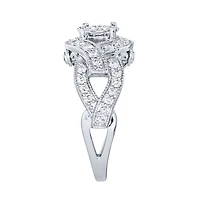 10K White Gold Diamond Cluster Ring ( 0.79 ct tw)