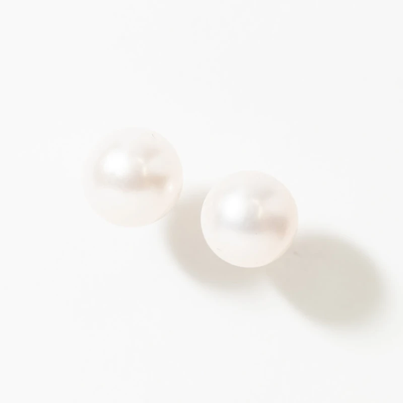 8.5-9mm Pearl Stud Earrings in 14K Yellow Gold