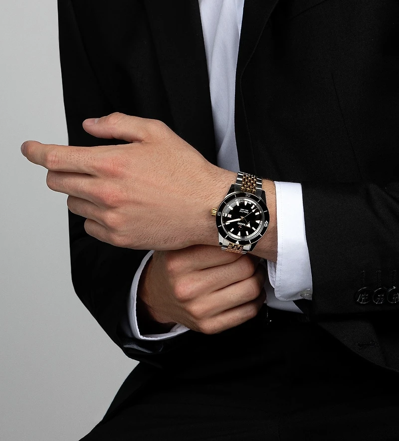 Captain Cook Automatic - R32138153