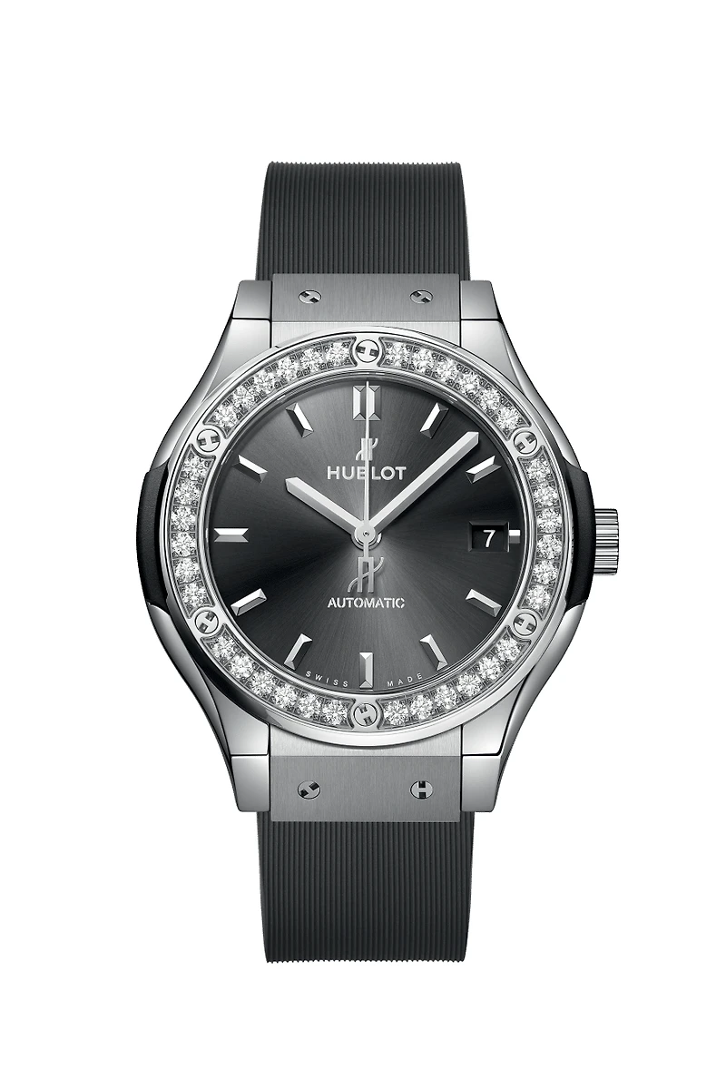 Classic Fusion Racing Grey Titanium Diamonds 38 mm