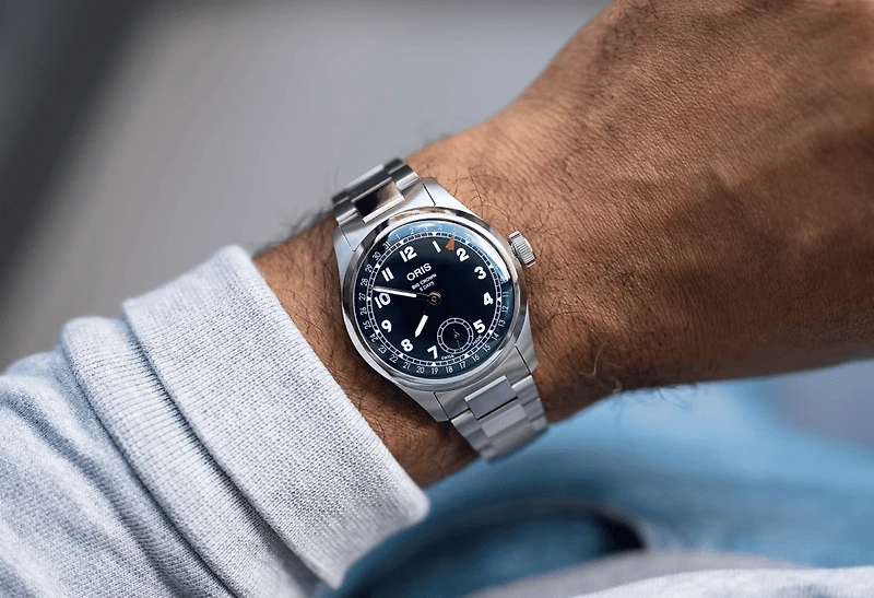 Big Crown Pointer Date Calibre 403