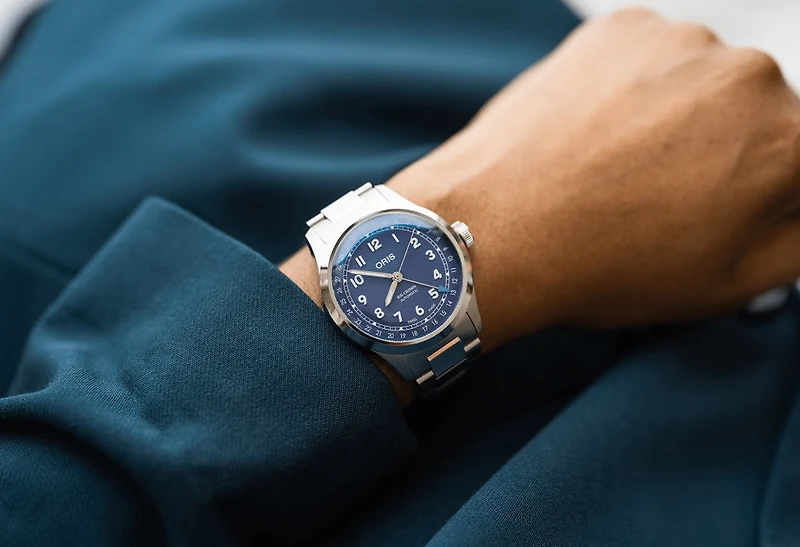 Big Crown Pointer Date