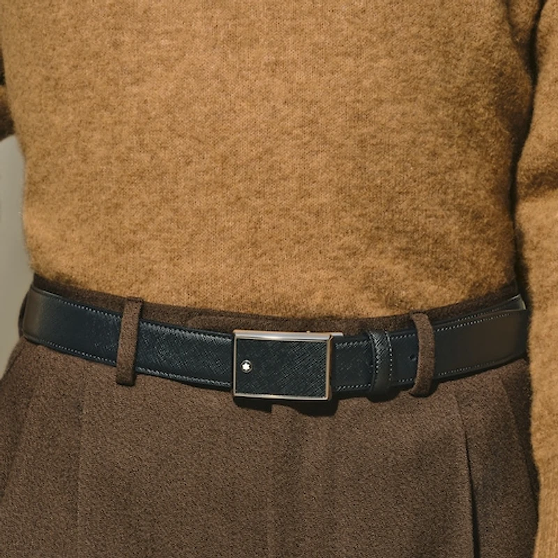 Black 30 mm leather belt