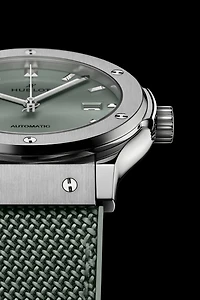 Classic Fusion Titanium Sage Green