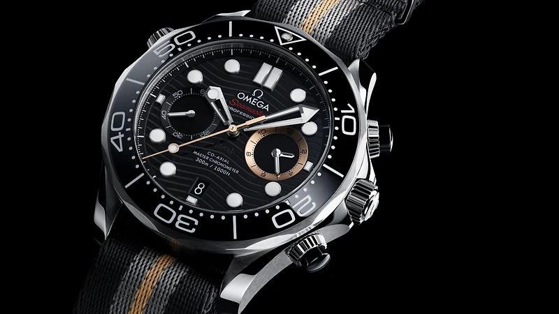 Seamaster Diver 300M 007 First Light 44 mm