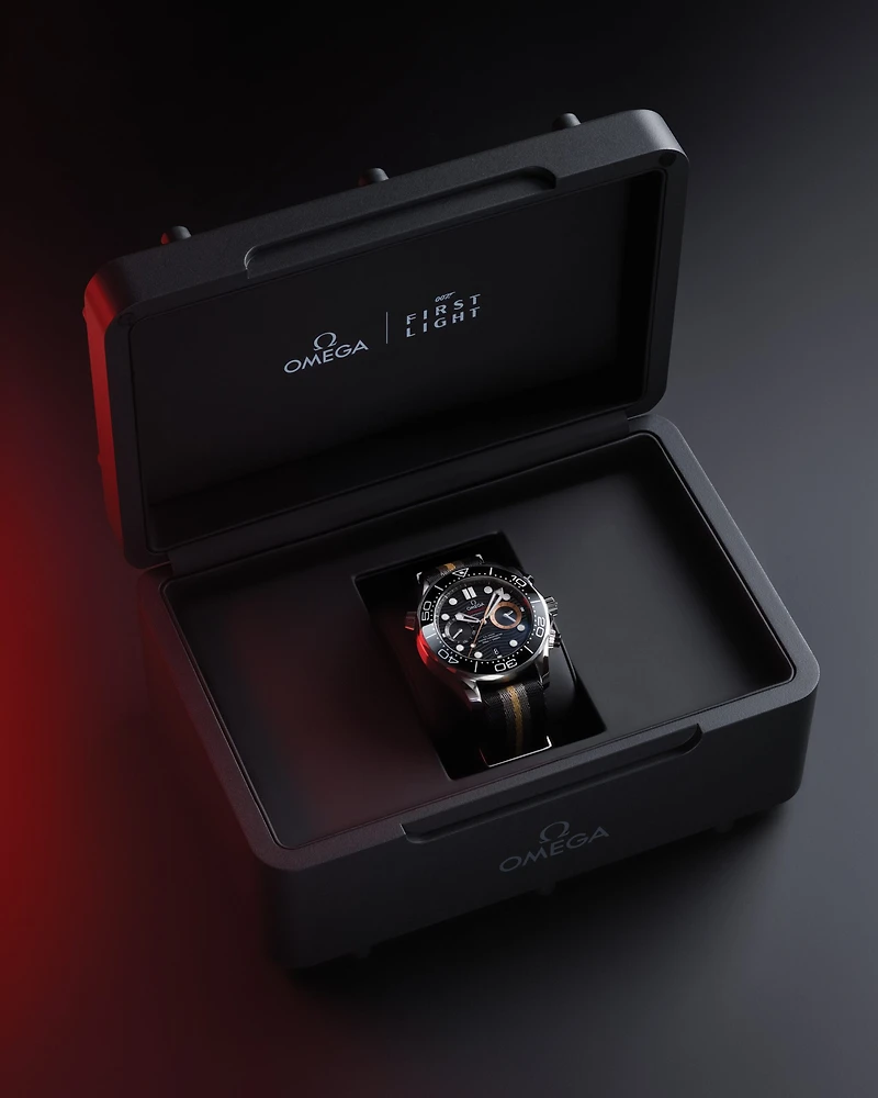 Seamaster Diver 300M 007 First Light 44 mm