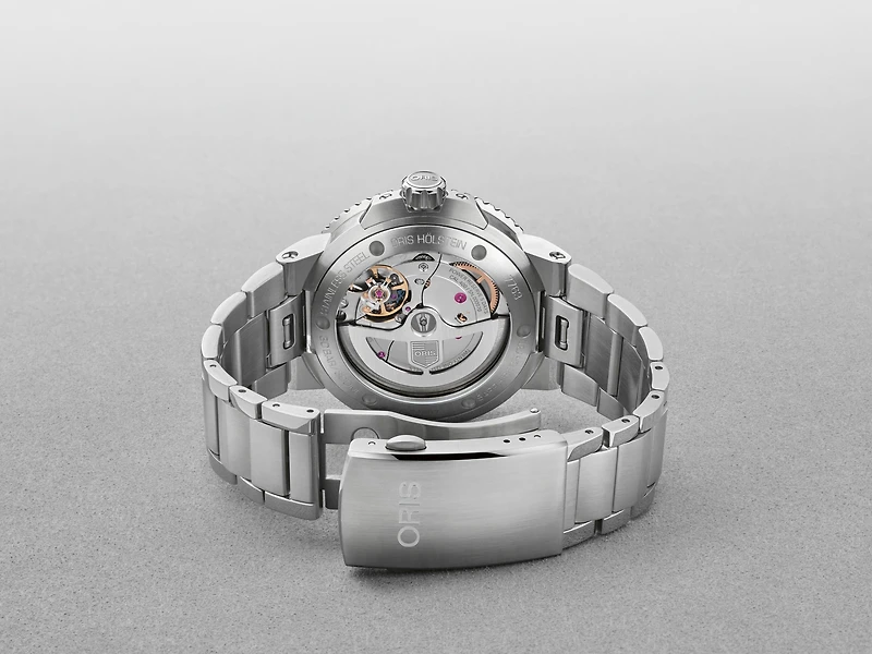 Aquis Date Calibre 400