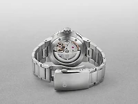 Aquis Date Calibre 400