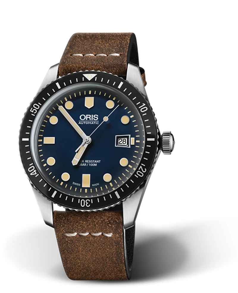 Divers Sixty-Five