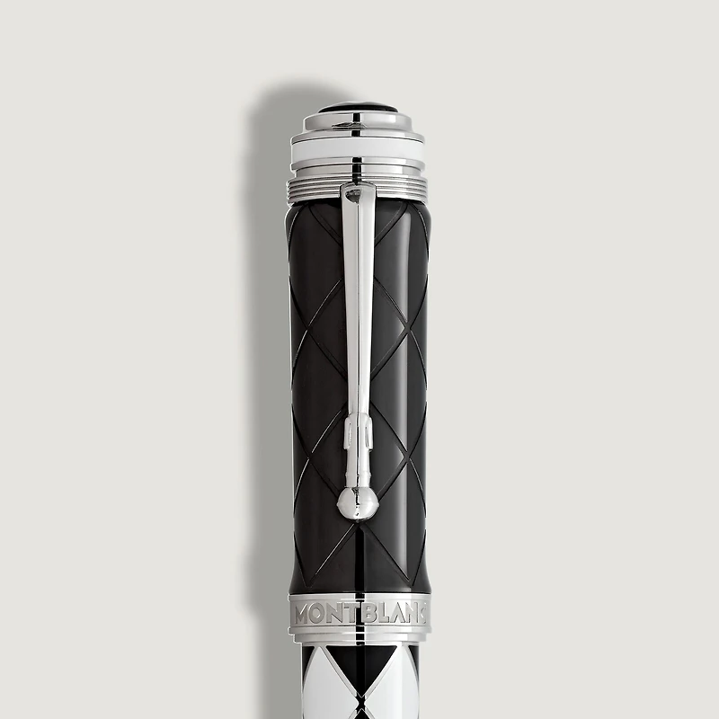 Great Characters Homage to Queen Limited Edition 1975