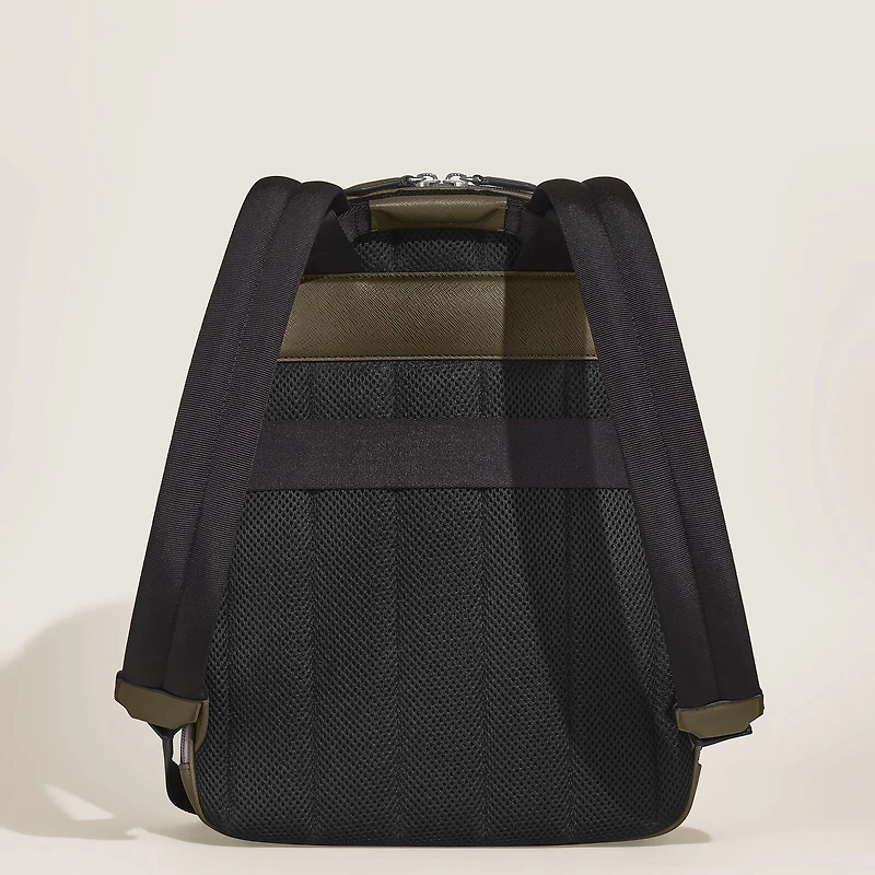 Medium Backpack with 3 Compartments in Sartorial Leather