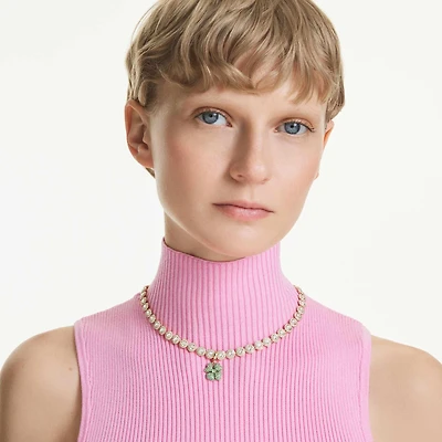 Idyllia charm, Clover, Green, 18K gold finish