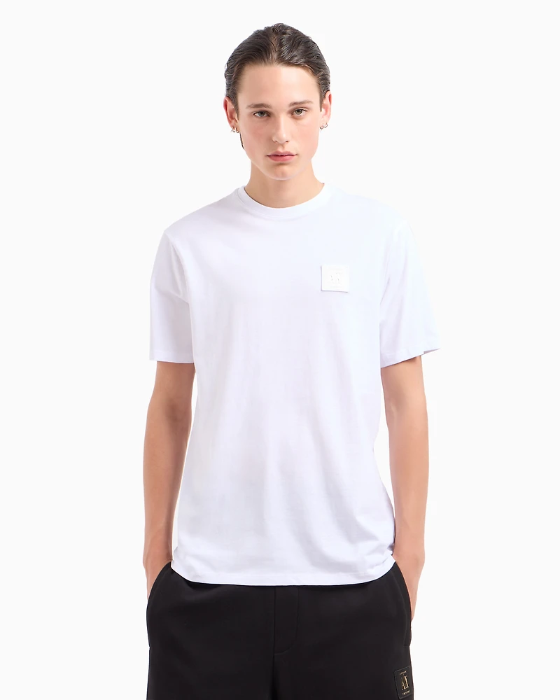 Crewneck, short-sleeved T-shirt with monogram design