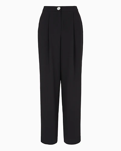 Pleated trousers flowing fabric