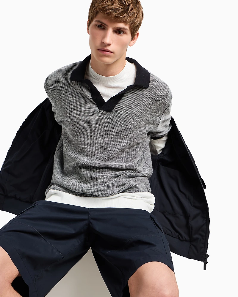 Cotton twill cargo shorts with maxi pockets