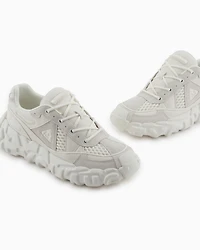 Sneakers with oversized sole