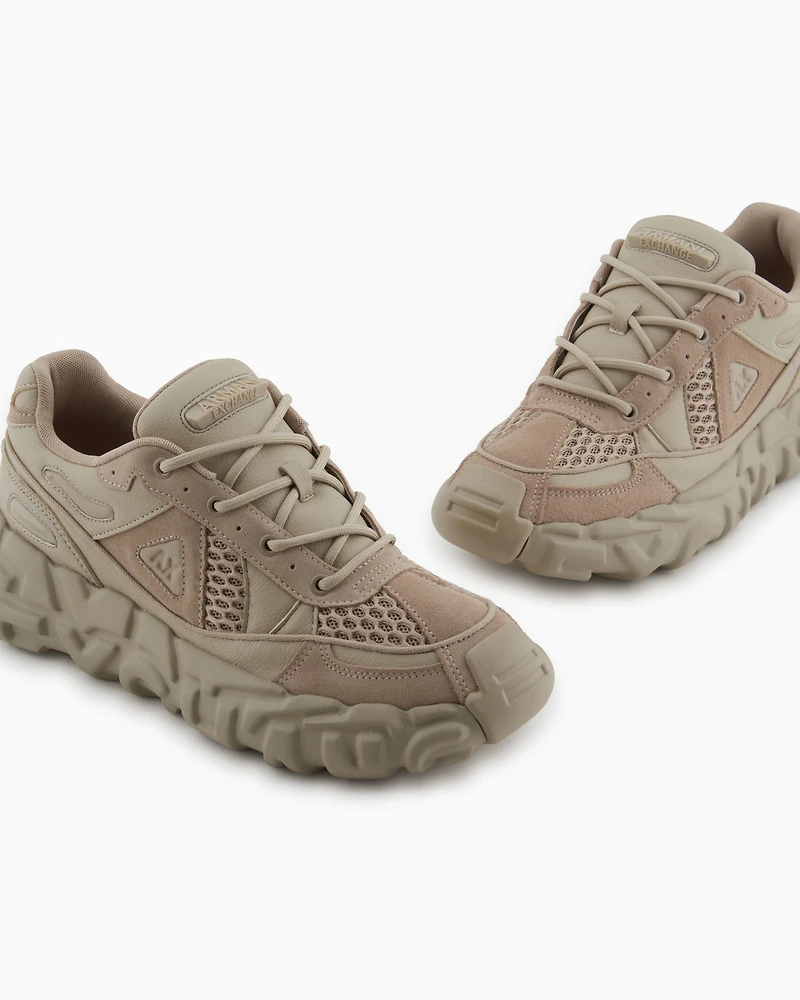 Sneakers with oversized sole