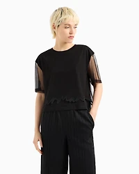 Cropped T-shirt with shaped bottom