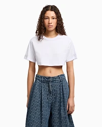 Cropped T-shirt with logo on the sleeves