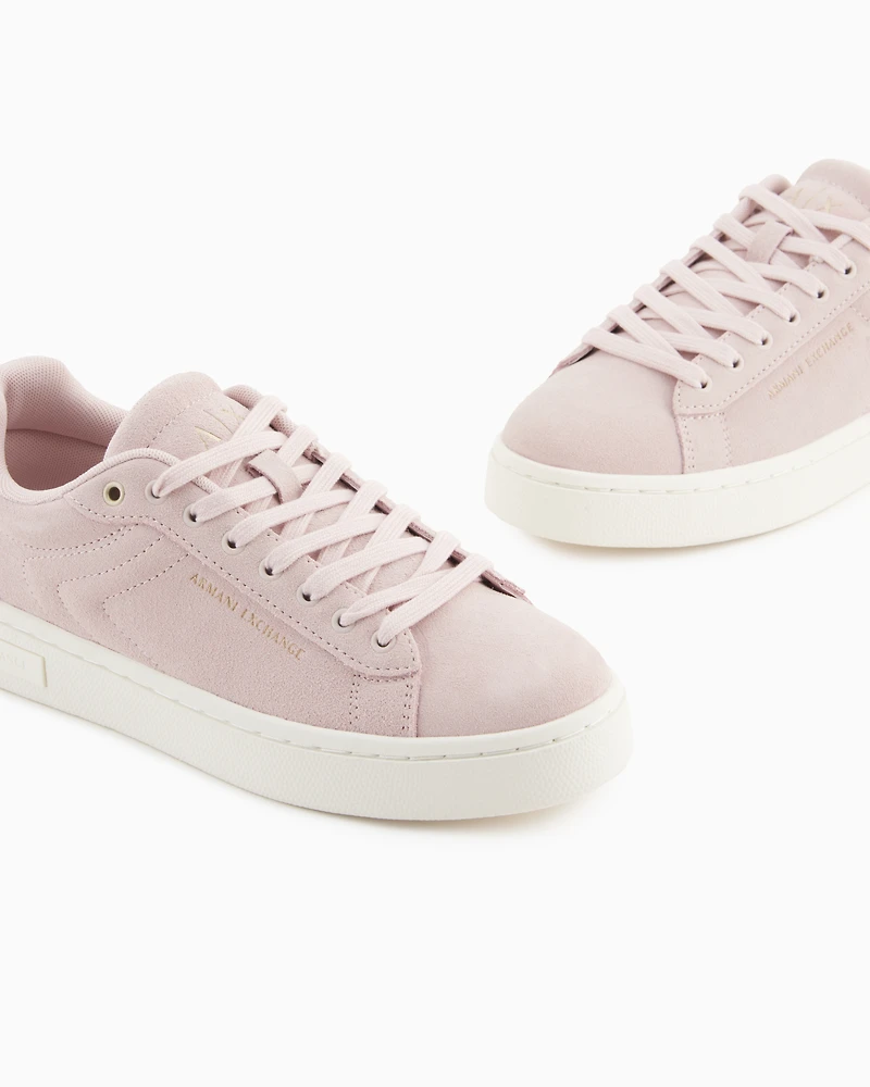 Leather sneakers with embossed details