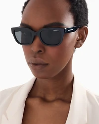 Irregular-shaped women’s sunglasses
