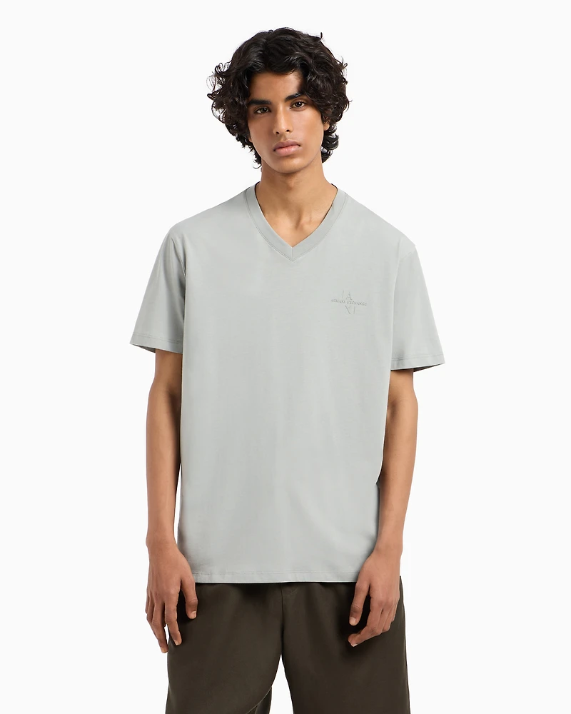 Regular fit T-shirt with V-neck