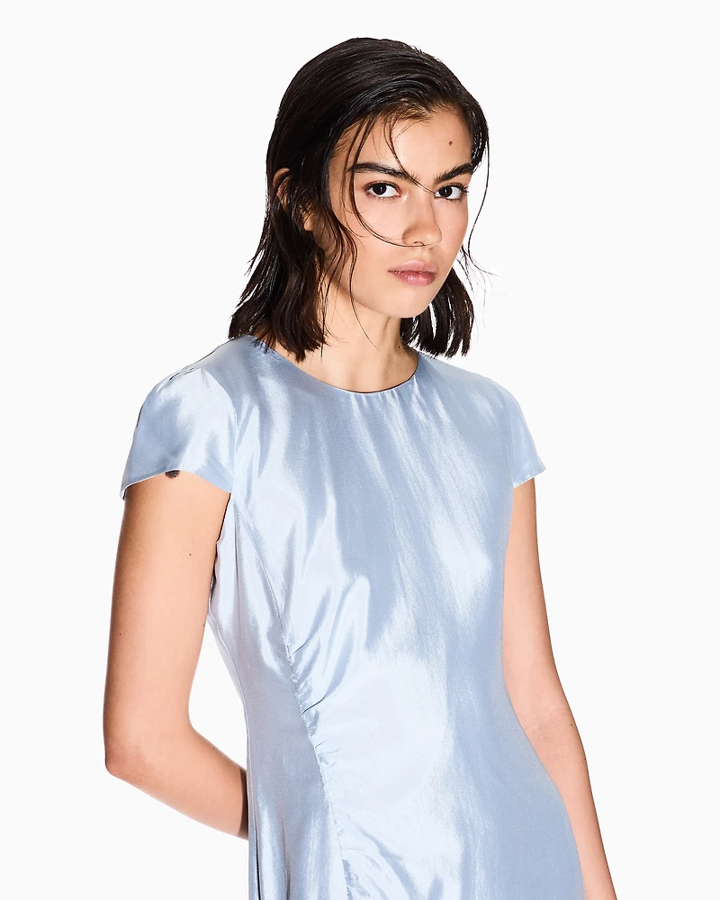 Longuette dress with slit