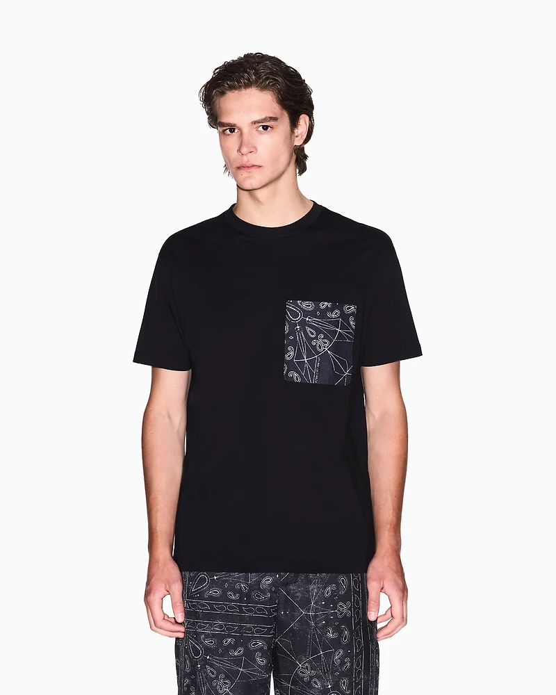 Regular fit T-shirt with patterned pocket