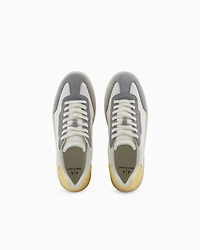 Sneakers with contrasting inserts