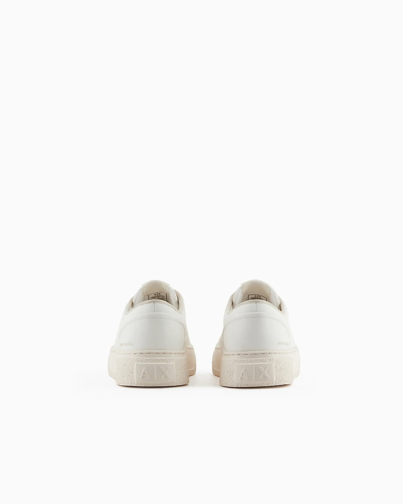 Leather sneakers with mesh insert
