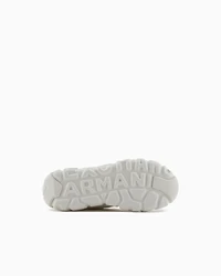 Sneakers with oversized sole