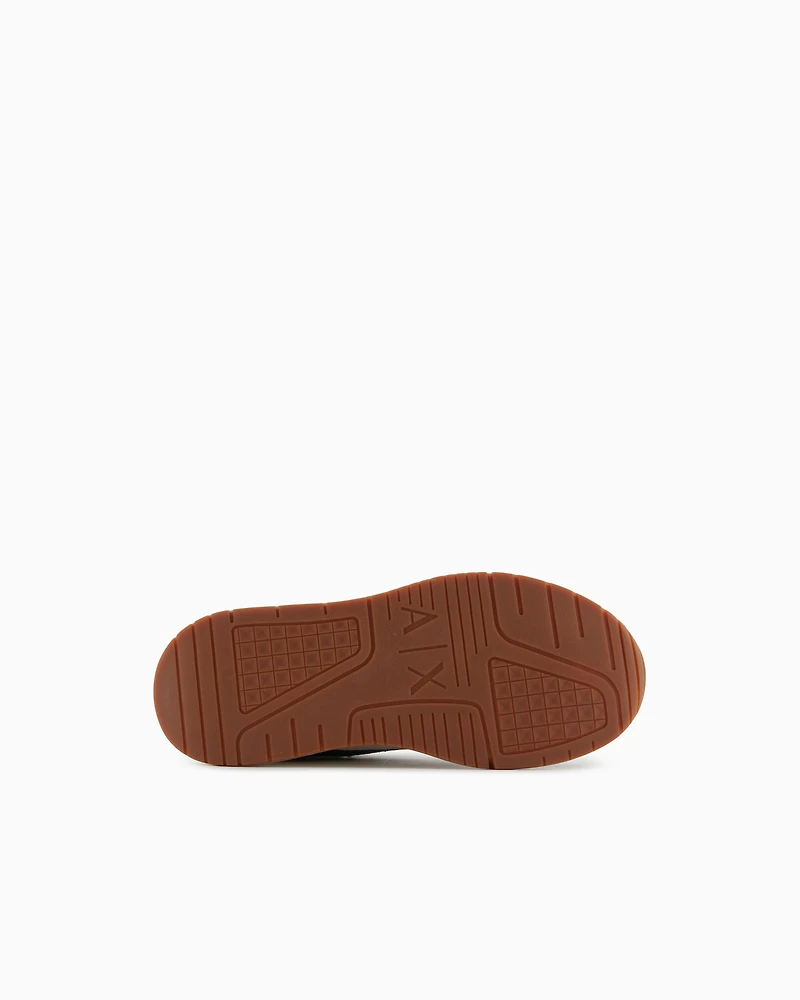 Oversized sneakers with contrasting inserts