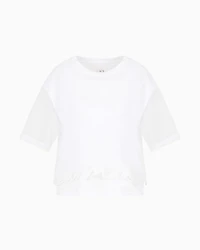 Cropped T-shirt with shaped bottom