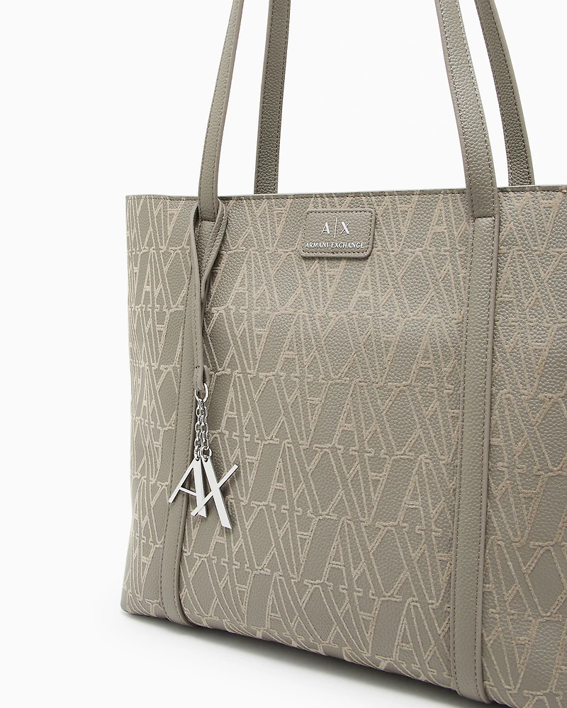 Tote bag with allover logo