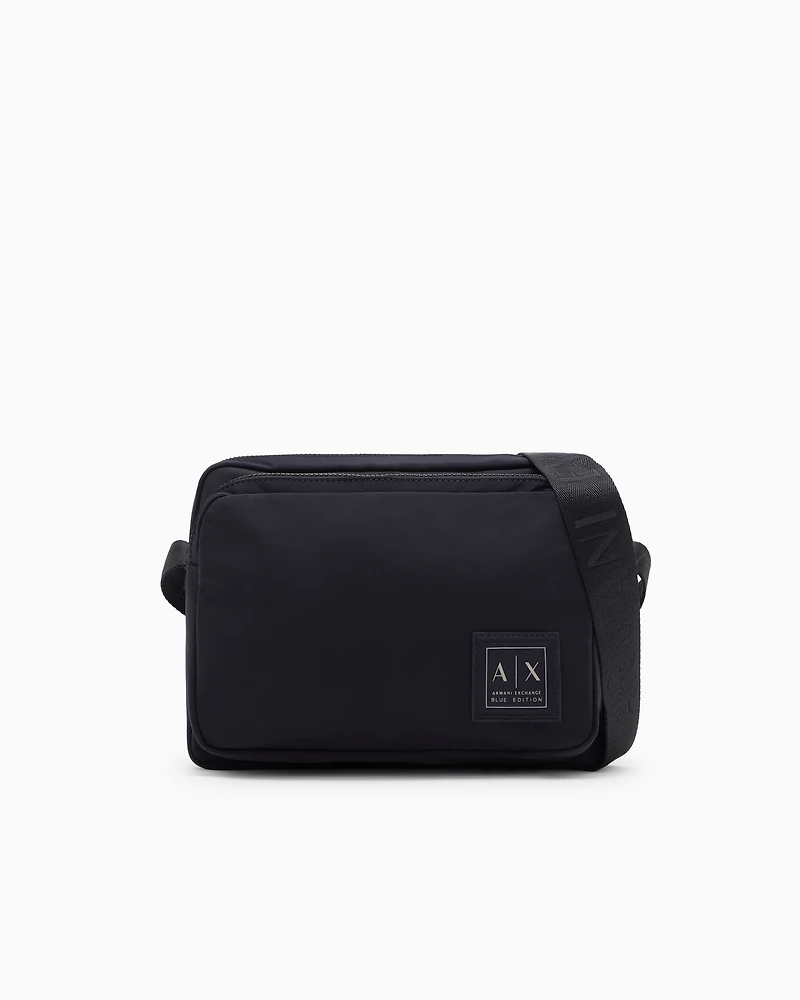 Shoulder bag with external pocket