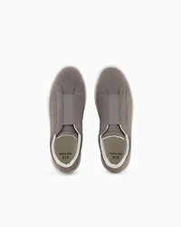 Leather sneakers with elastic
