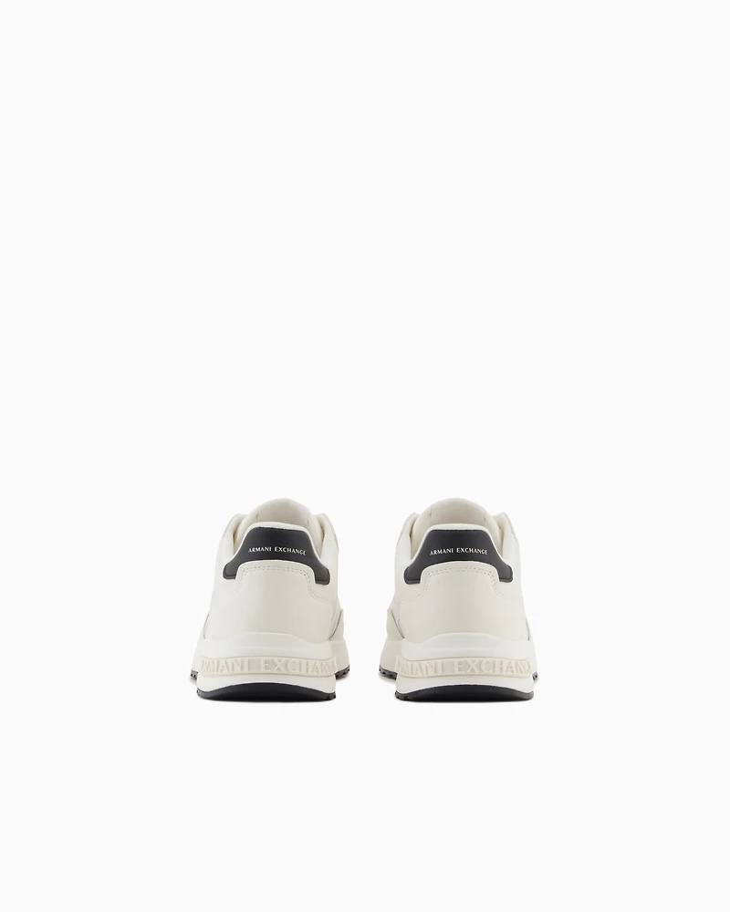 Sneakers with side logo