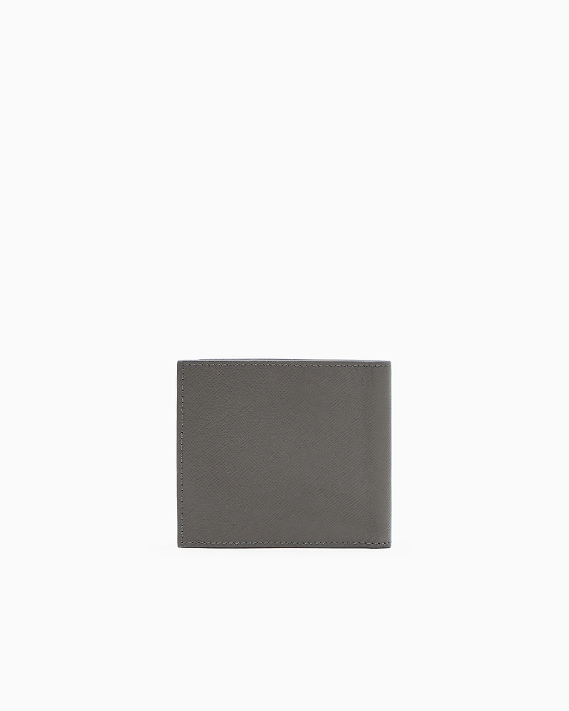 Wallet made of resistant material