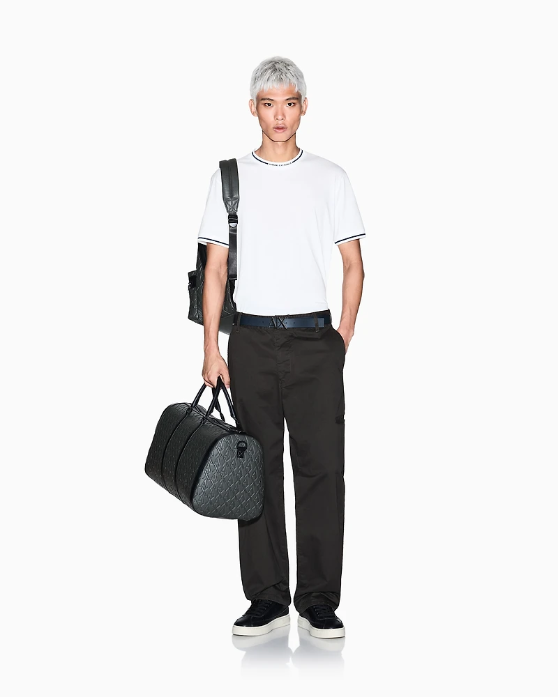 Regular fit T-shirt with contrasting piping